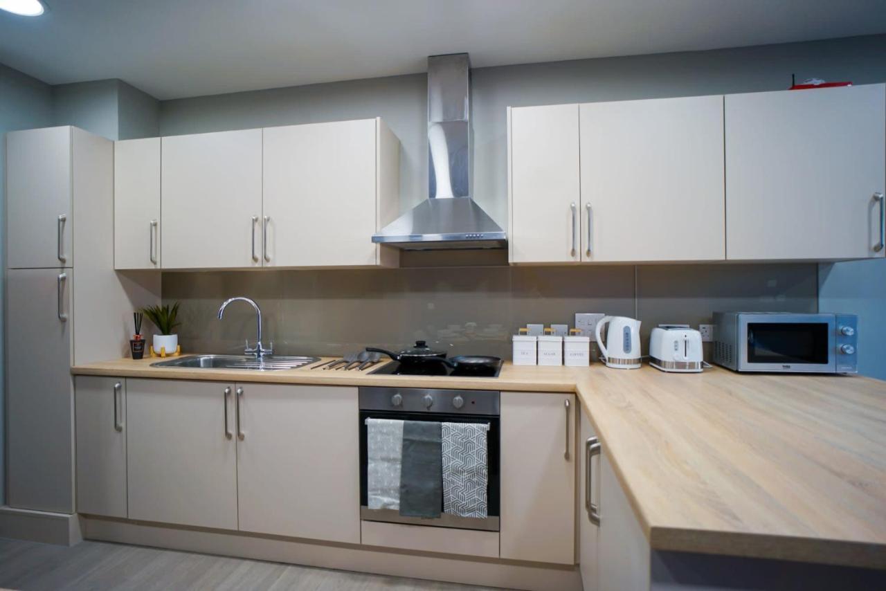 Bright Modern Studios And Private Bedrooms With Shared Kitchen At Straits Meadow Near Edinburgh City Centre 외부 사진